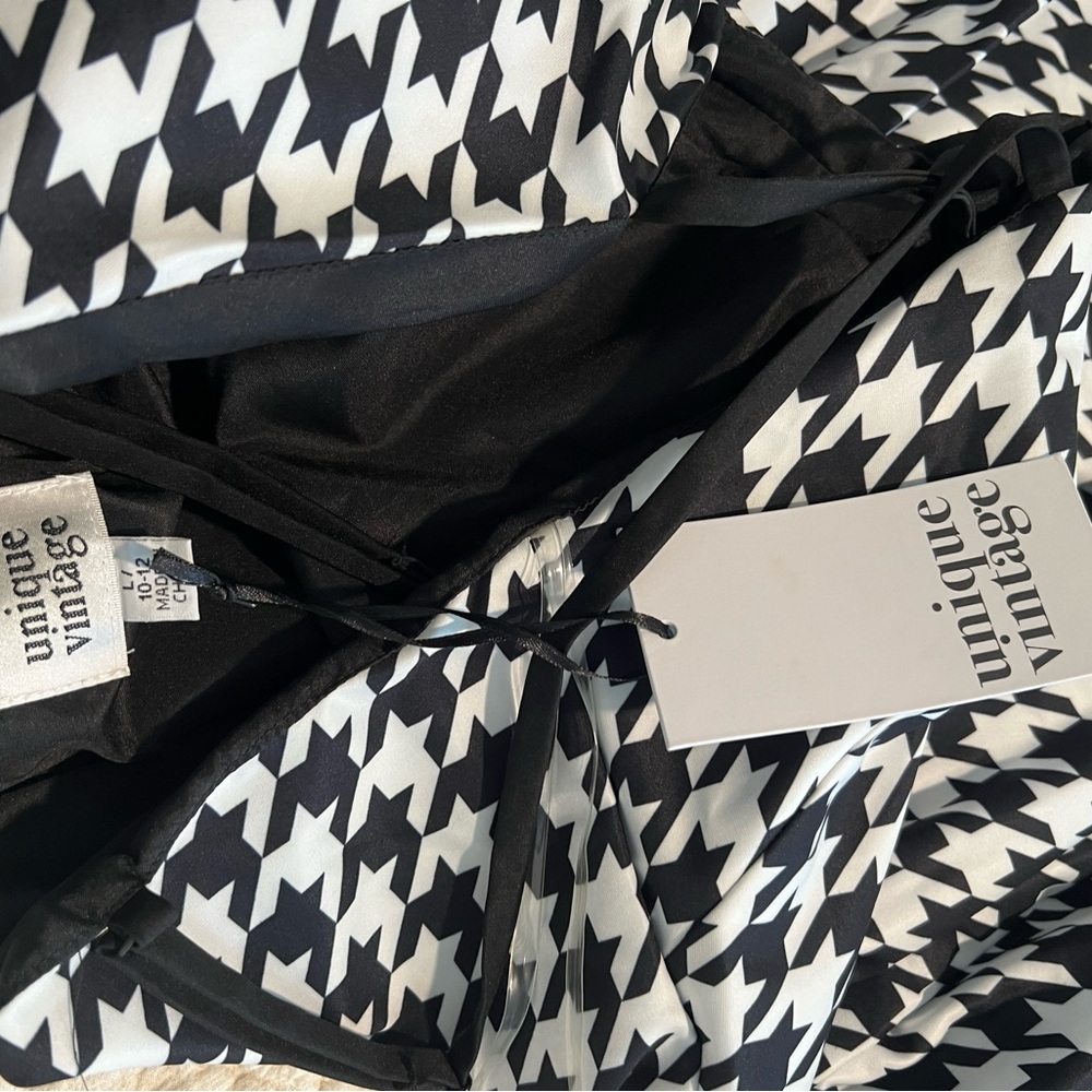 NWT Unique Vintage Black and White Houndstooth Spider Dress - Picture 10 of 11